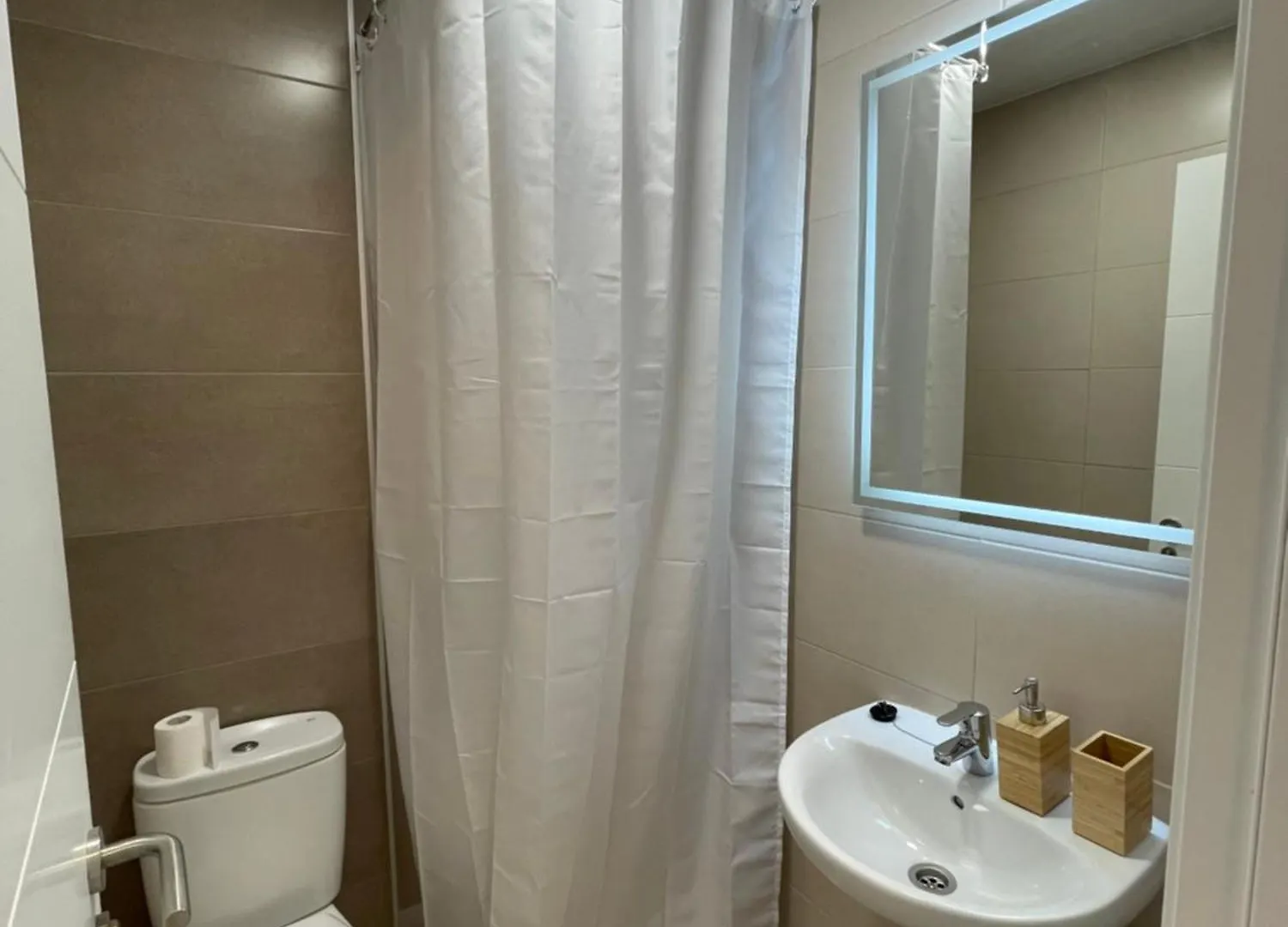 3New 2 Bed 2 Bath Apartment With Community Pool And Local Beach Mijas 0*,  Spain